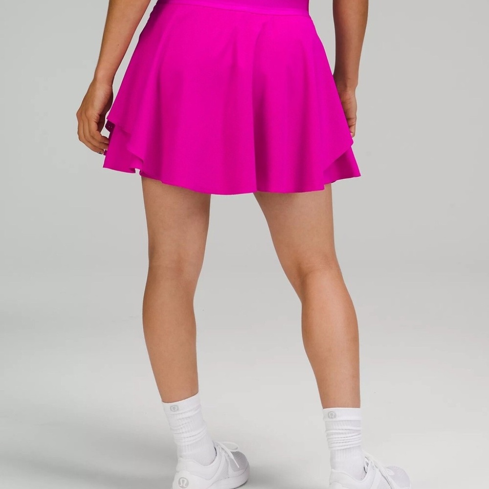 Lululemon court Rival perforated High Rise Skirt *Long - Picture 2 of 4